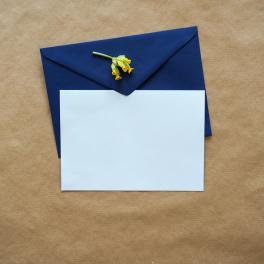 picture of a envelope and letter