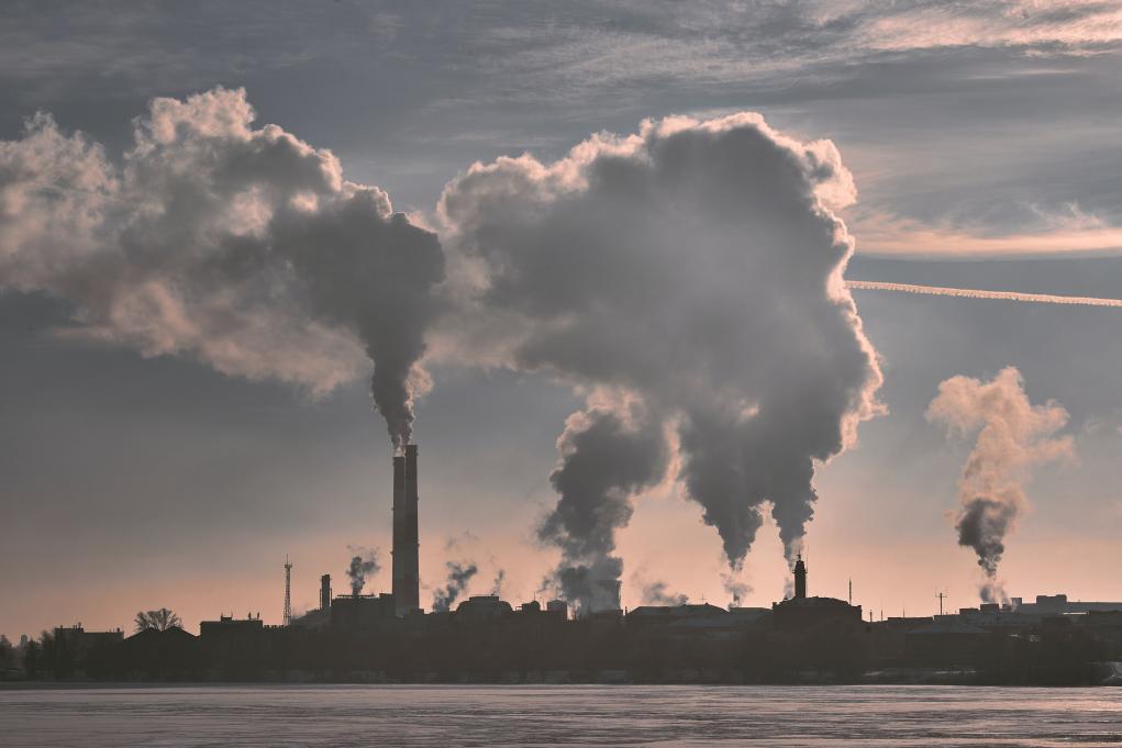 factories polluting the air